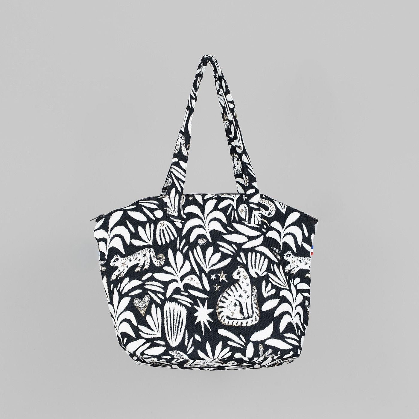 Shell zip tote