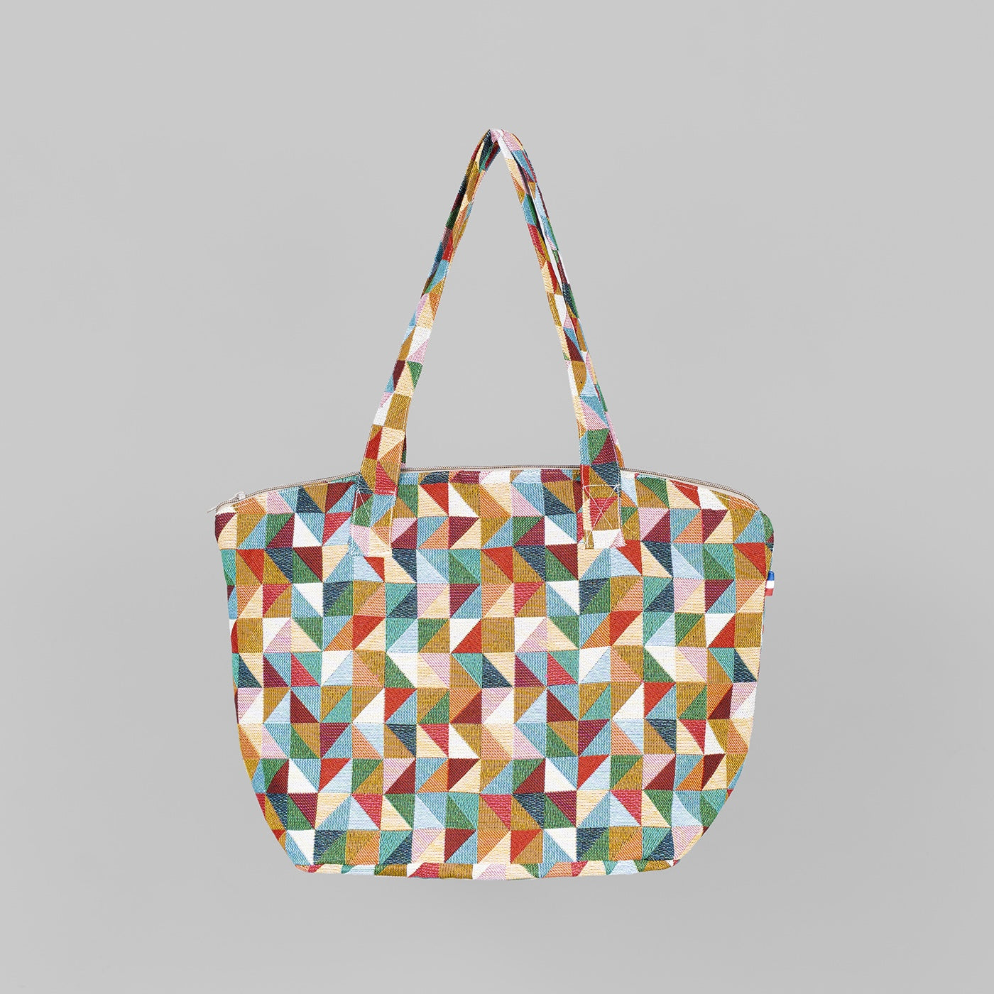Shell zip tote