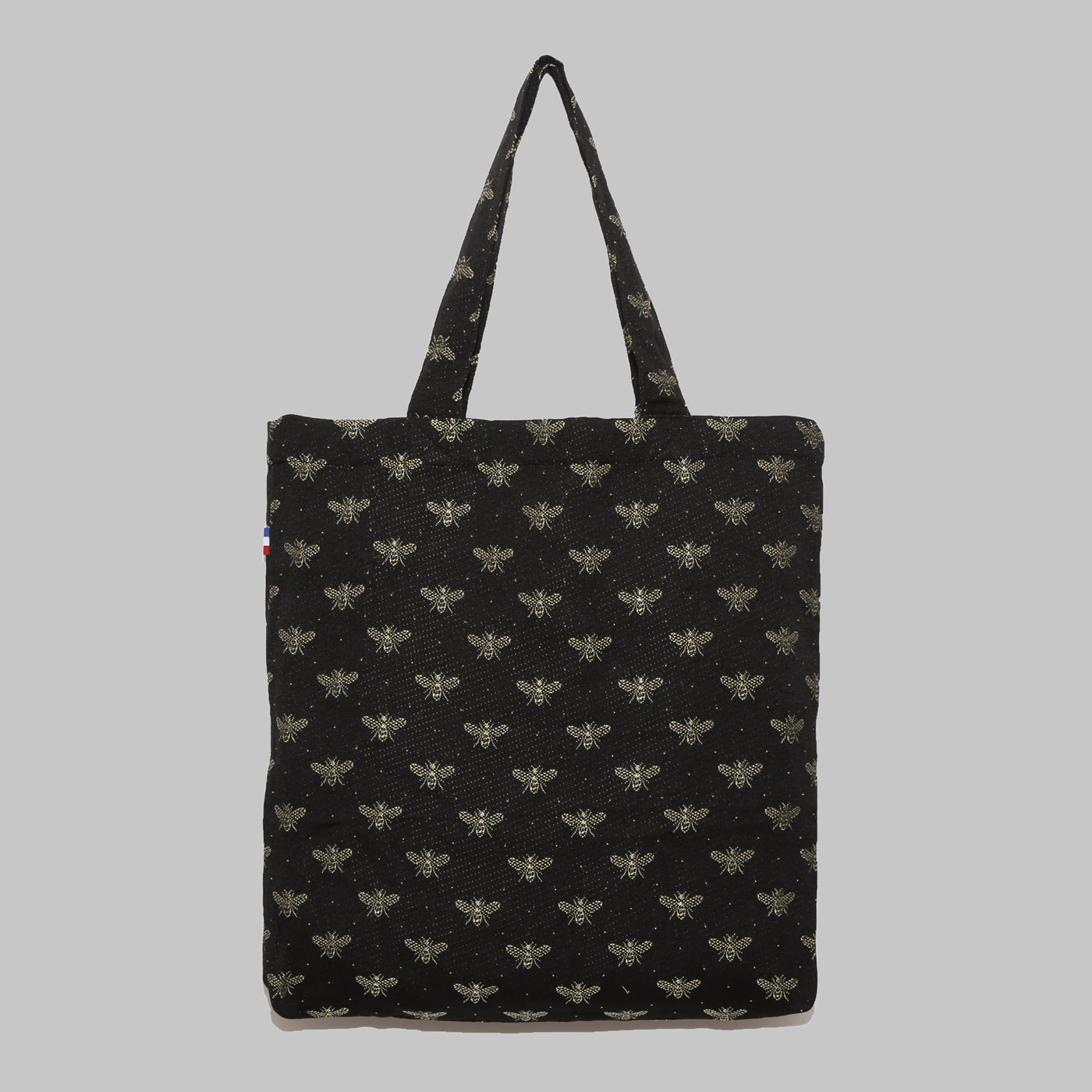 Daily tote