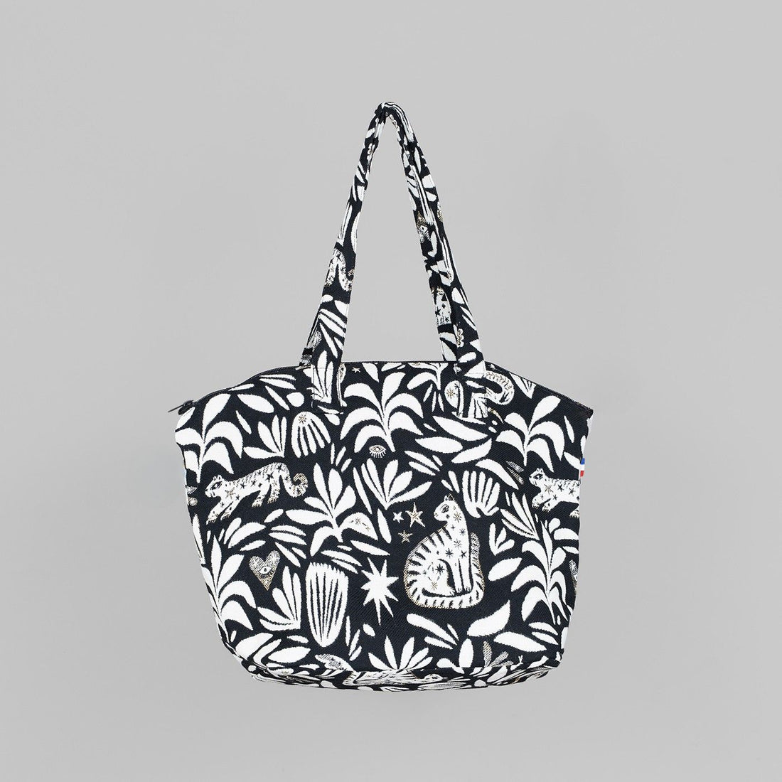 Shell zip tote