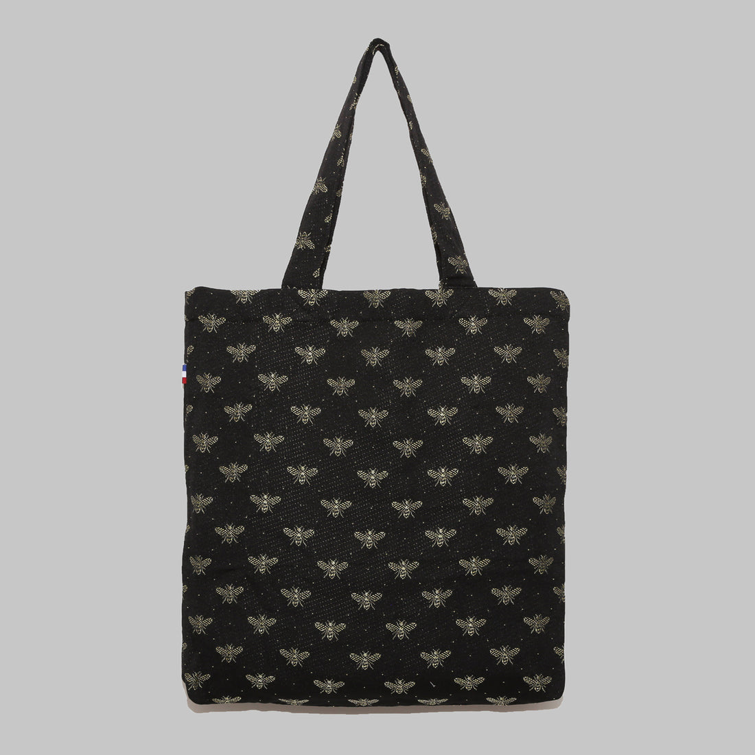 Daily tote